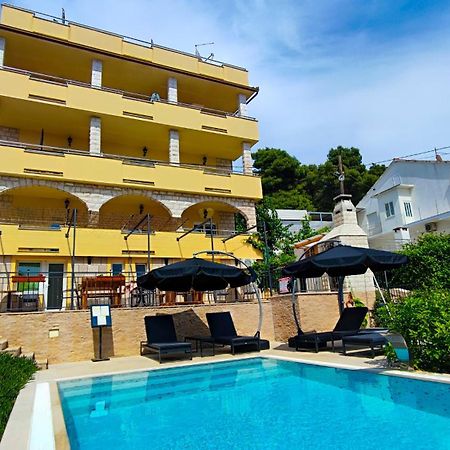 Villa Penava, Private Beach, Pool And 7Min To Trogir Exteriör bild