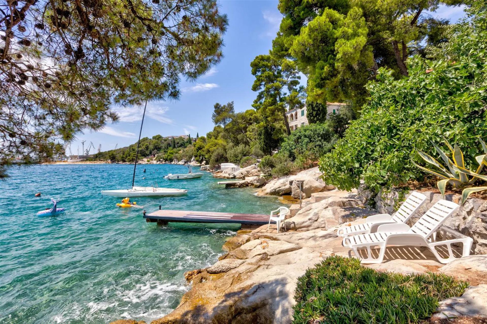 Villa Penava, Private Beach, Pool And 7Min To Trogir Exteriör bild