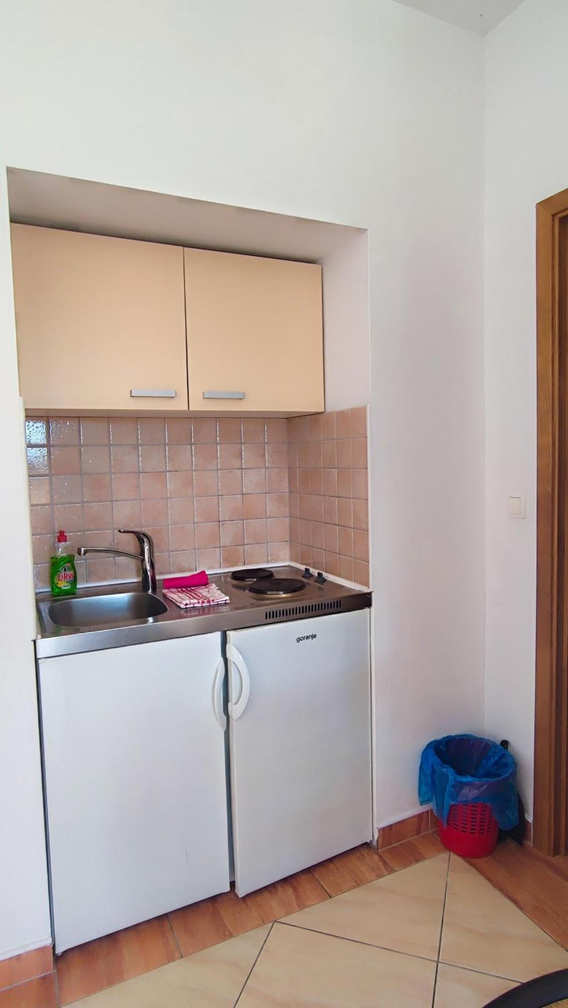 Villa Penava, Private Beach, Pool And 7Min To Trogir Rum bild