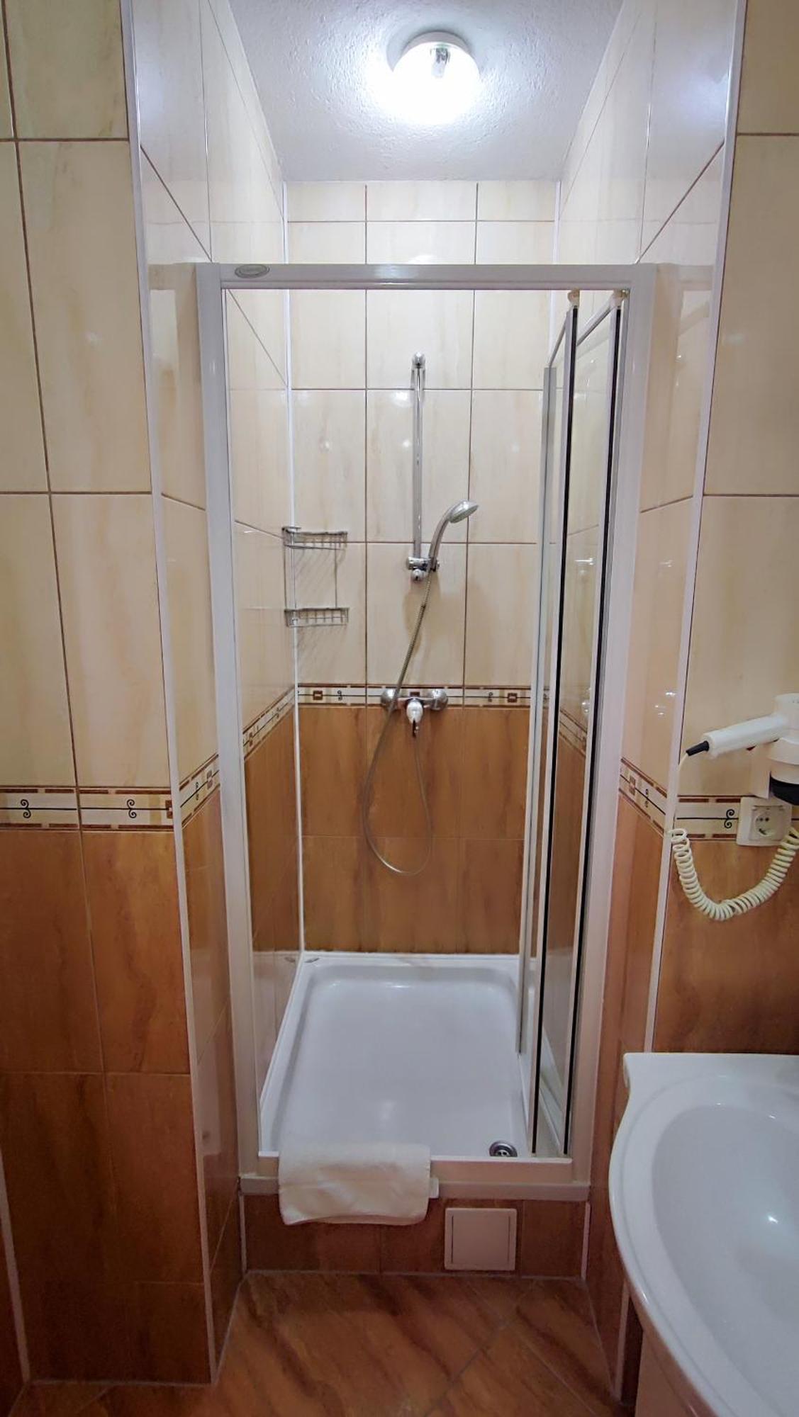 Villa Penava, Private Beach, Pool And 7Min To Trogir Rum bild