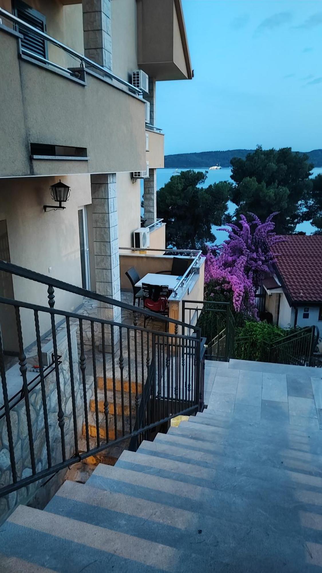 Villa Penava, Private Beach, Pool And 7Min To Trogir Exteriör bild