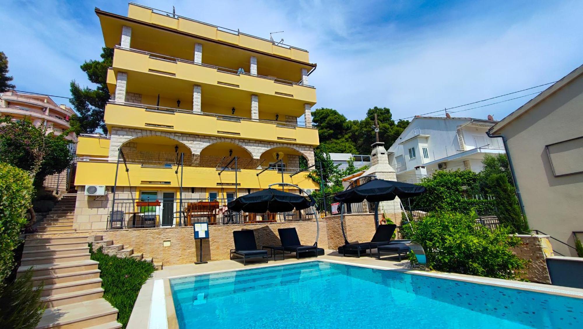 Villa Penava, Private Beach, Pool And 7Min To Trogir Exteriör bild